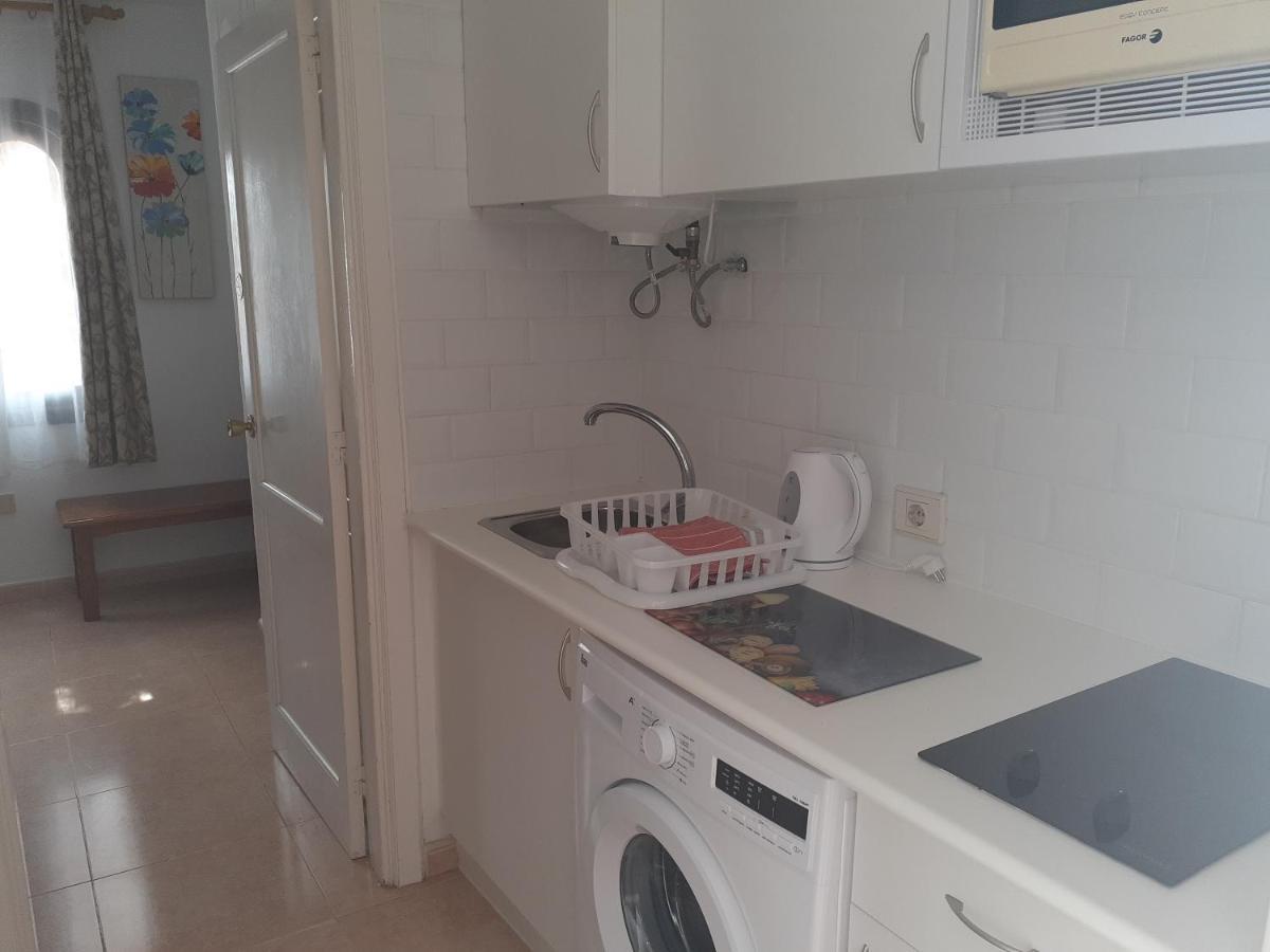 Family Apartment 1 Bedroom With Pool View - Oasis Duna Resort Corralejo Exterior foto